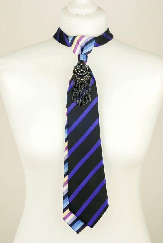 Cravate faite à la main, Cravate rayée, Cravate violette