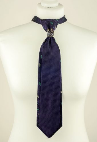 Cravate violet foncé